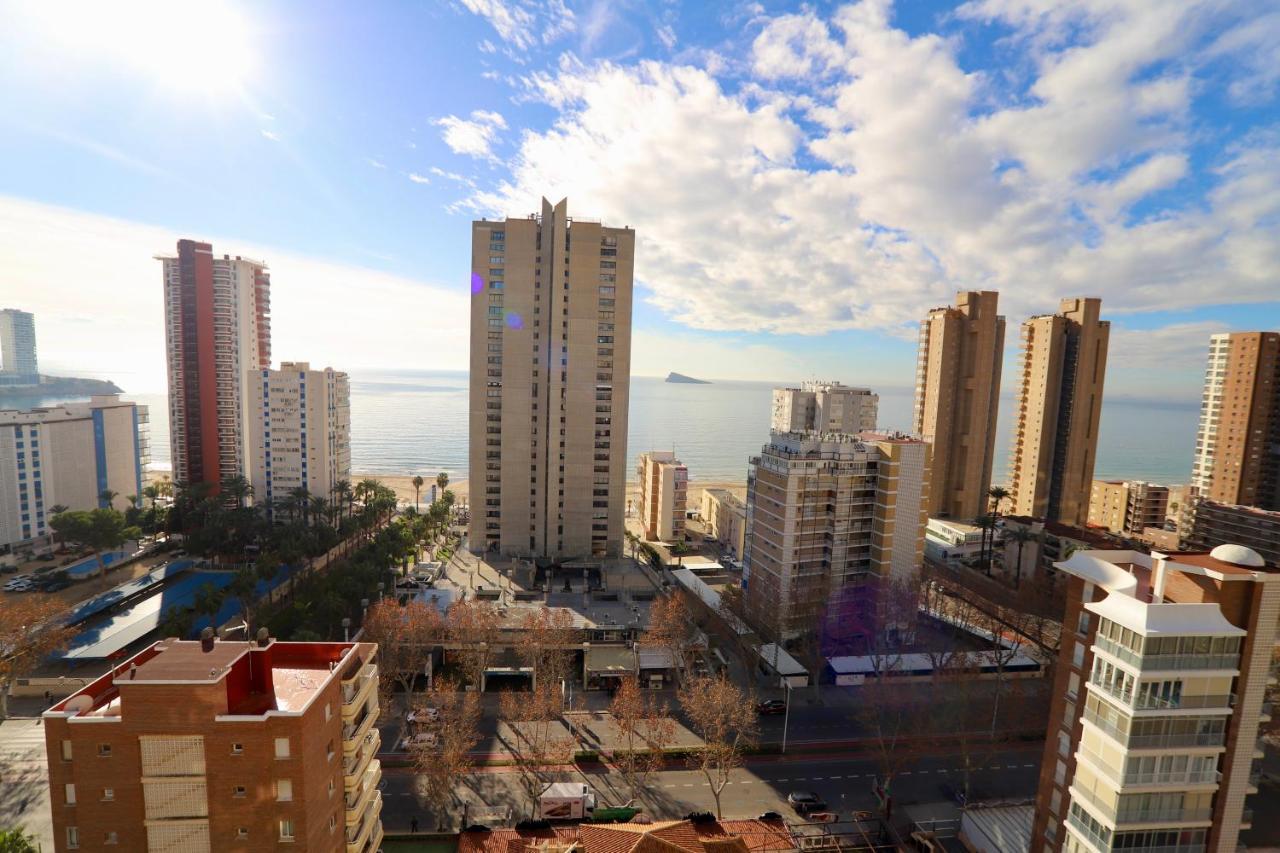 Apartamentos Torre Gerona Benidorm Kültér fotó